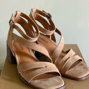 Lucky Brand Sandals
